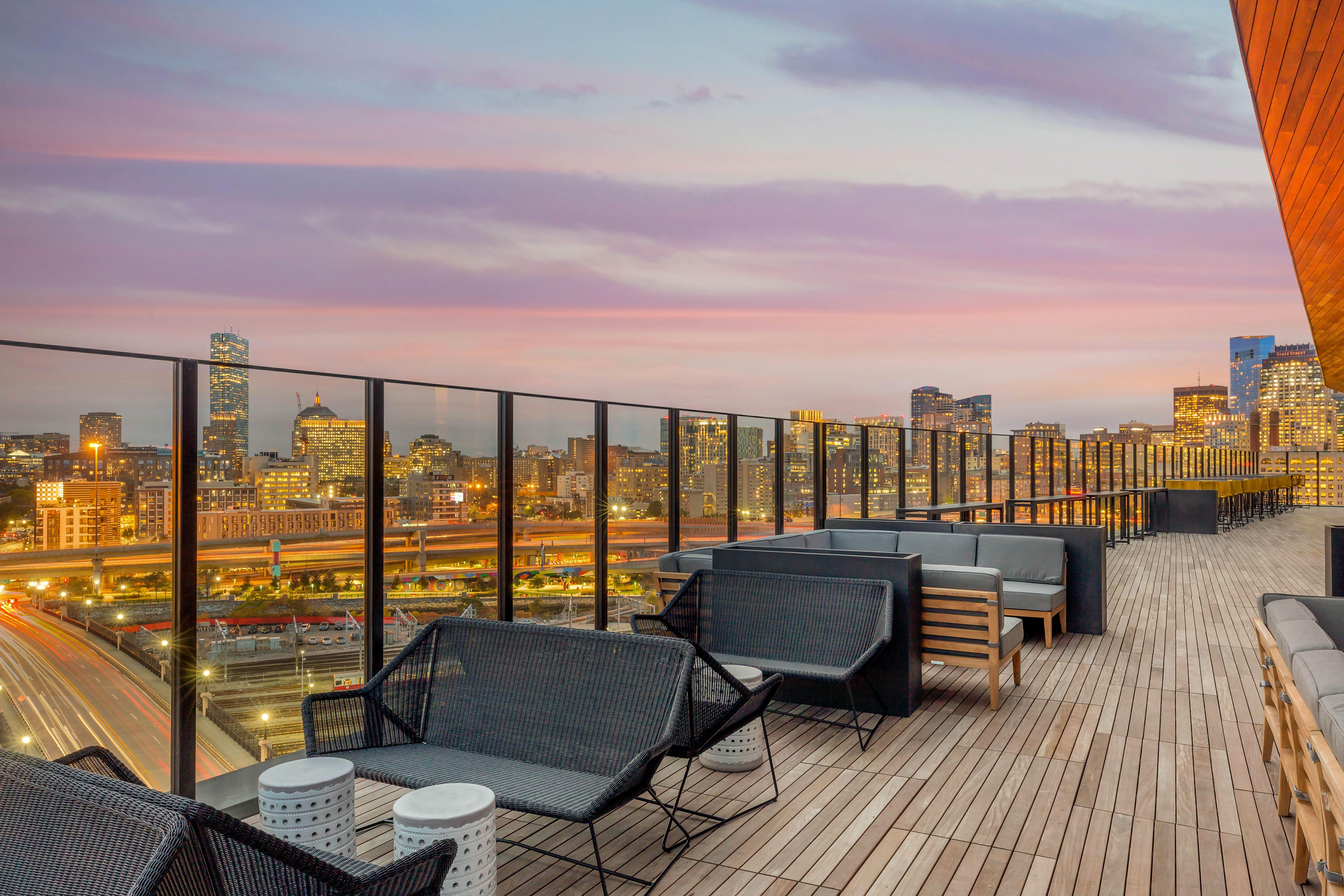 Cambria Hotel Boston Downtown - Seaport Exterior foto