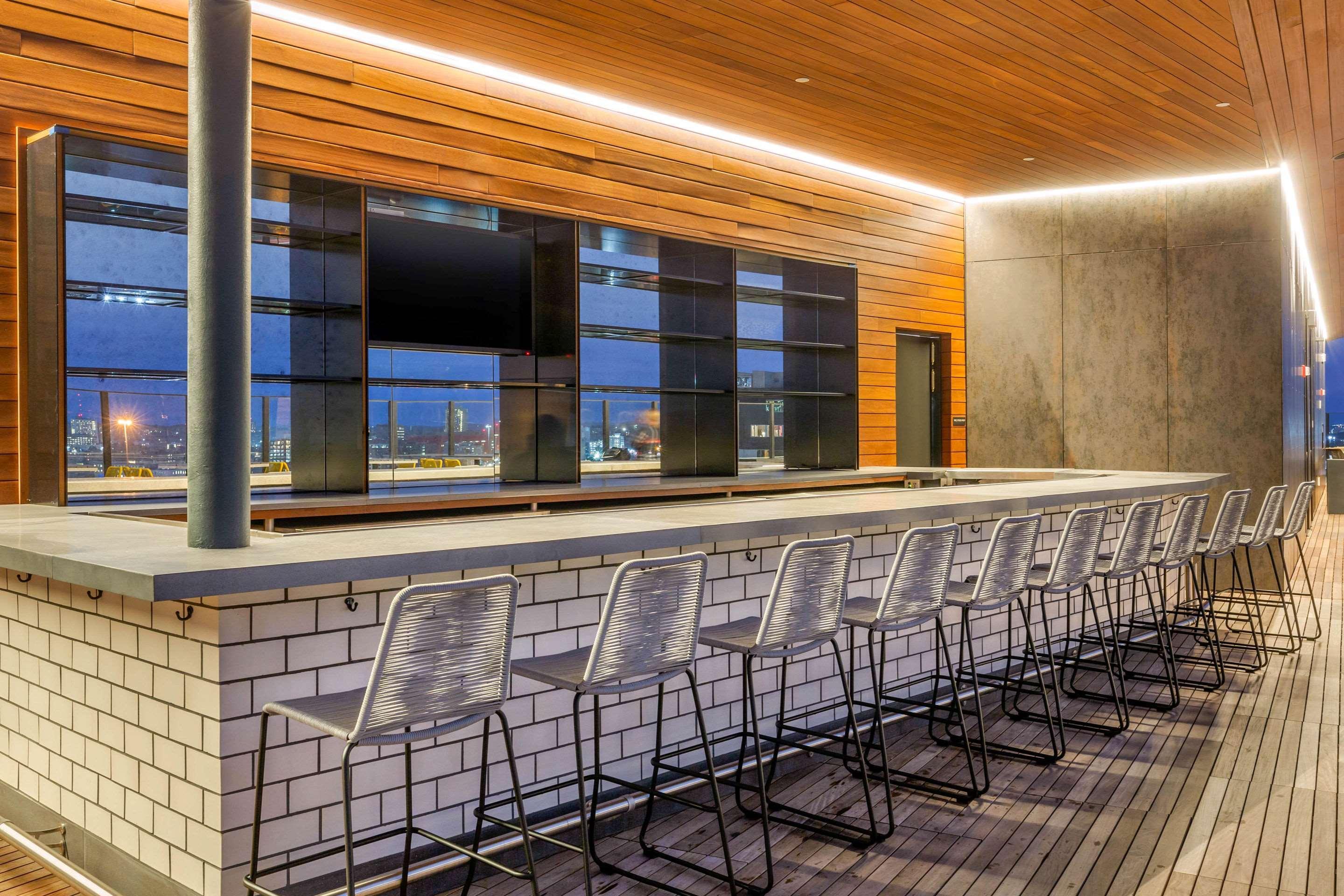 Cambria Hotel Boston Downtown - Seaport Exterior foto
